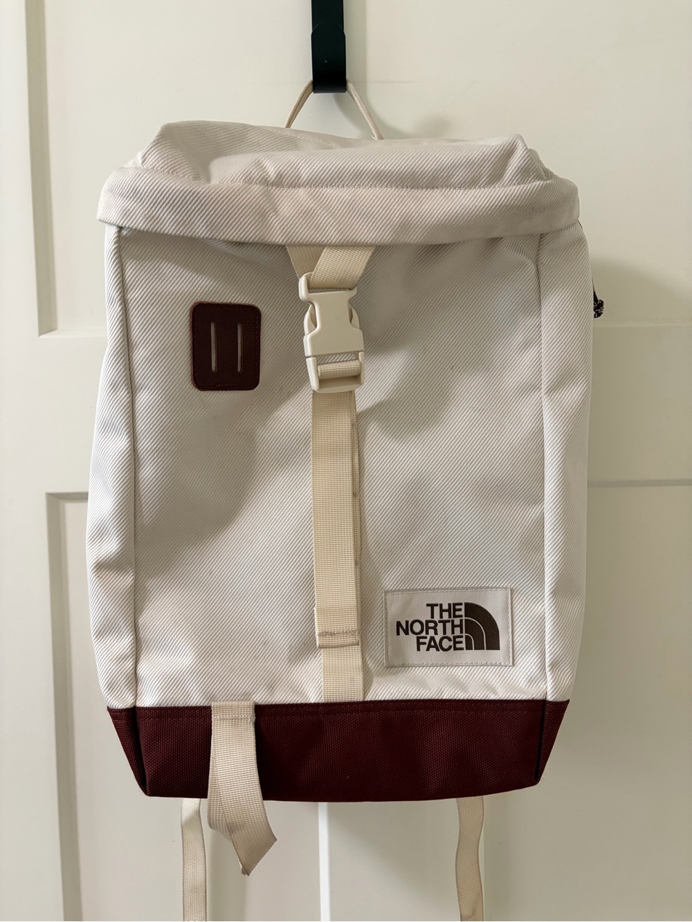 The North Face Top Loader 16L Backpack, White / Brown
